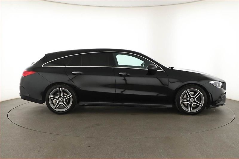 Mercedes-Benz CLA (2021) 200 - fotka 6 z 21
