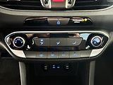 Hyundai i30 1,0   TGDI 88kW,FASTBACK,ČR,1. - náhled 16