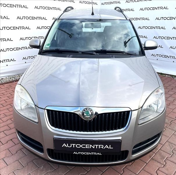 Škoda Roomster 1,4 i,16V,STK 4/28 - fotka 2 z 21