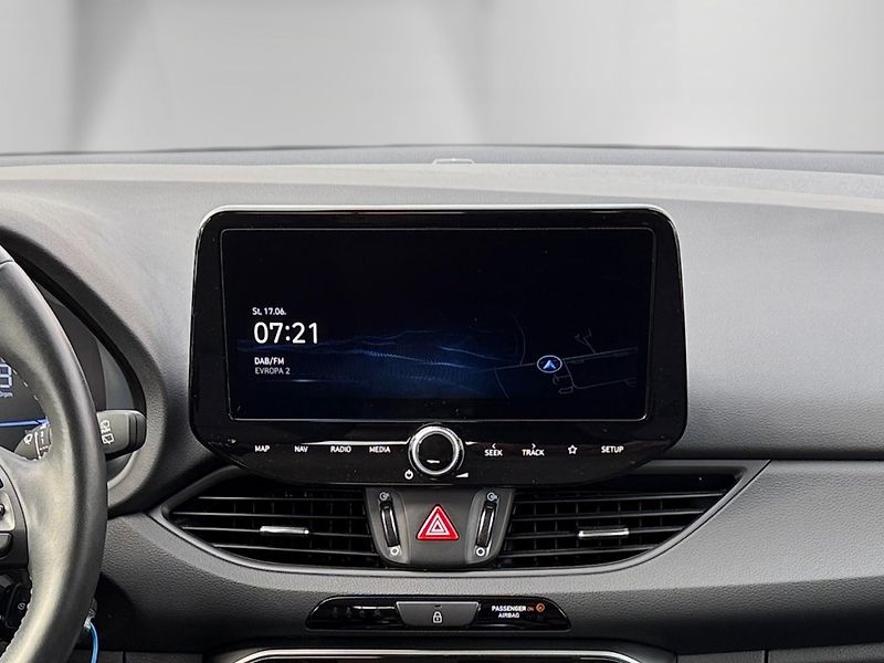Hyundai i30 (2024) 1,0 T-GDi 74 kW SMART - fotka 18 z 23