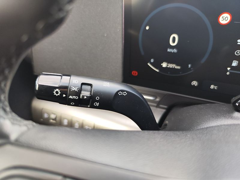 Hyundai Kona 1.0 T-GDI/88kW Sound - fotka 28 z 32