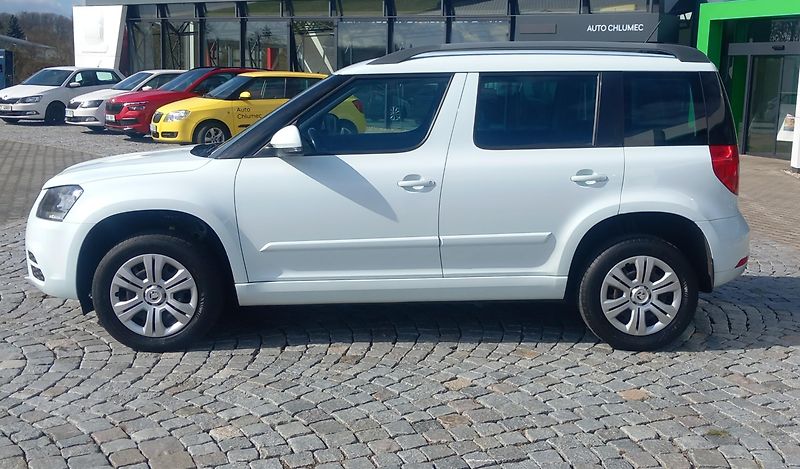 Škoda Yeti 1.2 TSI Active - fotka 7 z 27