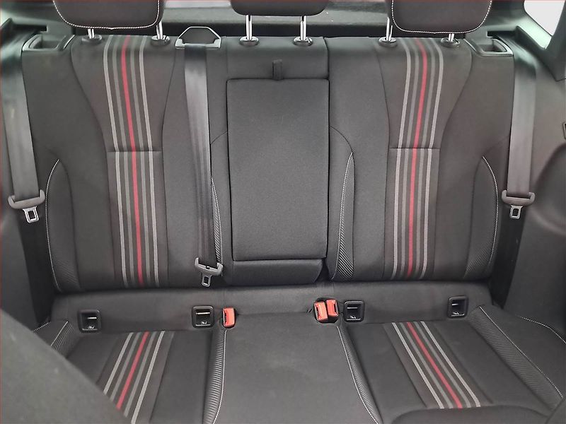 Škoda Kamiq (2025) 1.0 TSI, MONTE CARLO, KEYLESS - fotka 10 z 19