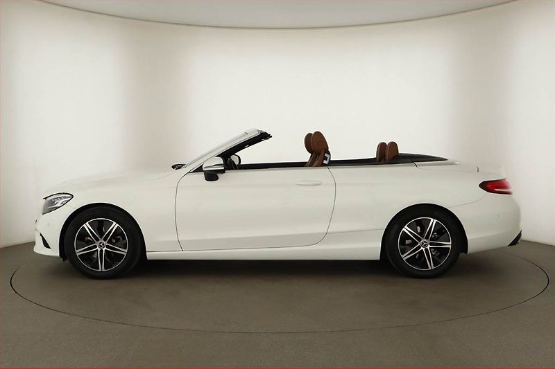 Mercedes-Benz Třídy C (2020) C 200 - fotka 3 z 21