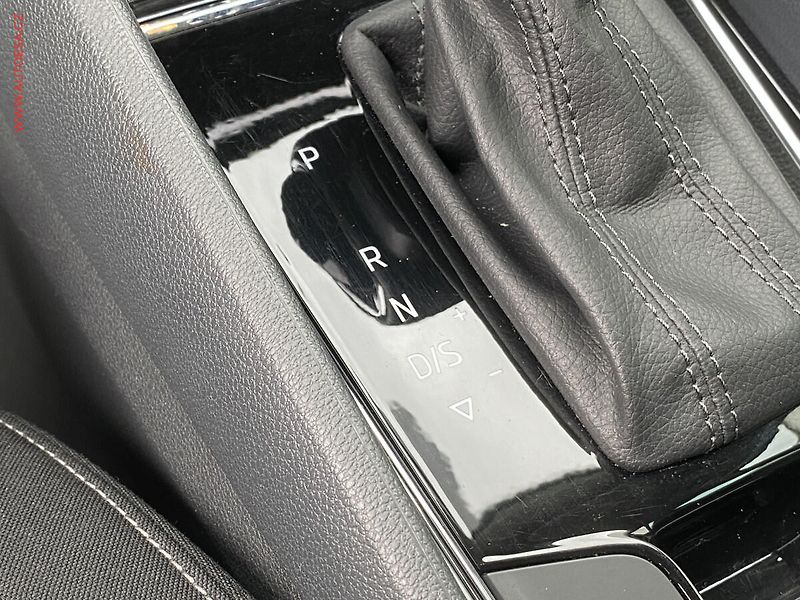Škoda Karoq (2019) 2.0TDi 4x4, ČR, Style, DSG - fotka 14 z 18