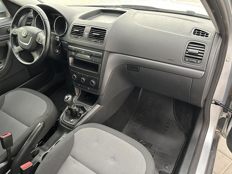 Škoda Yeti 2,0 TDI Active - fotka 23 z 24