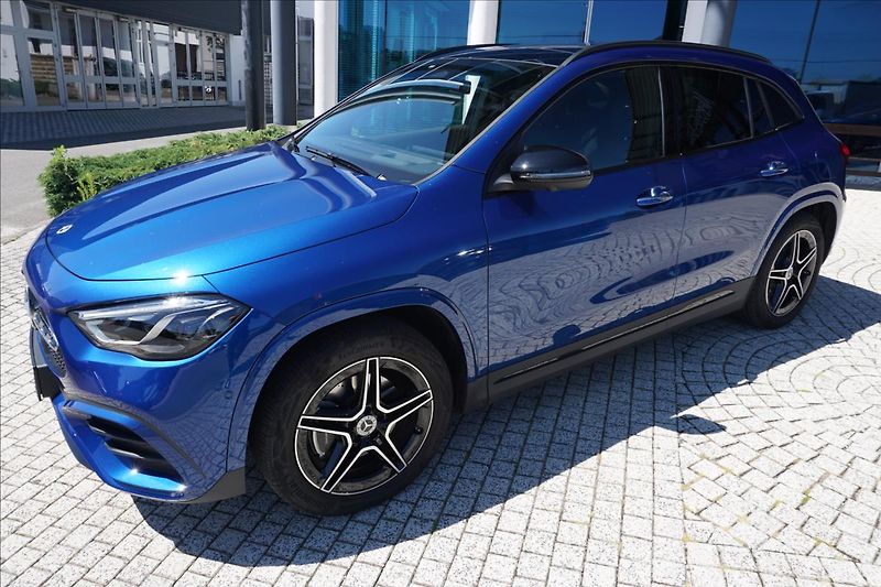 Mercedes-Benz GLA 1,3 250e,Premium Plus,AMG,CZ - fotka 3 z 26