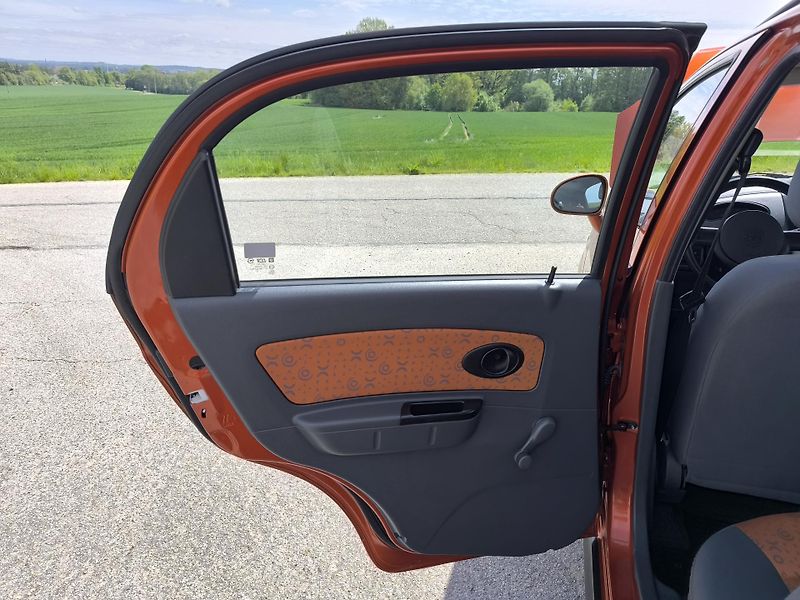 Chevrolet Matiz (2008) 1.0 KLIMA, DOLOŽENÉ KM - fotka 11 z 18