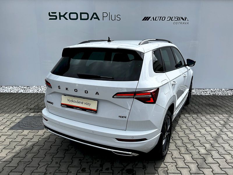 Škoda Karoq (2023) 2.0 TDI 110kW 4x4 DSG Sportlin - fotka 2 z 35