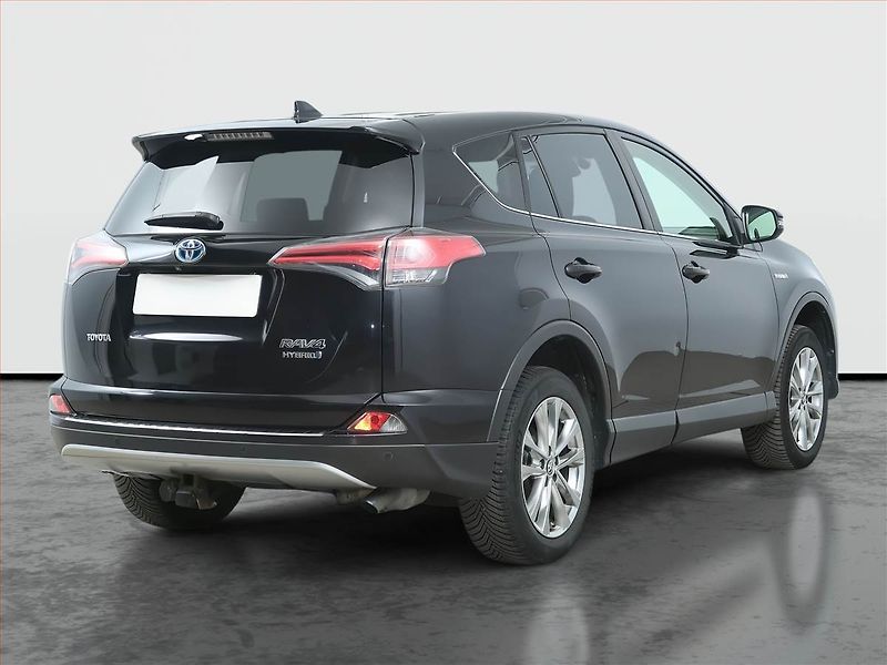 Toyota RAV4 (2016) 2.5 Hybrid - fotka 5 z 17