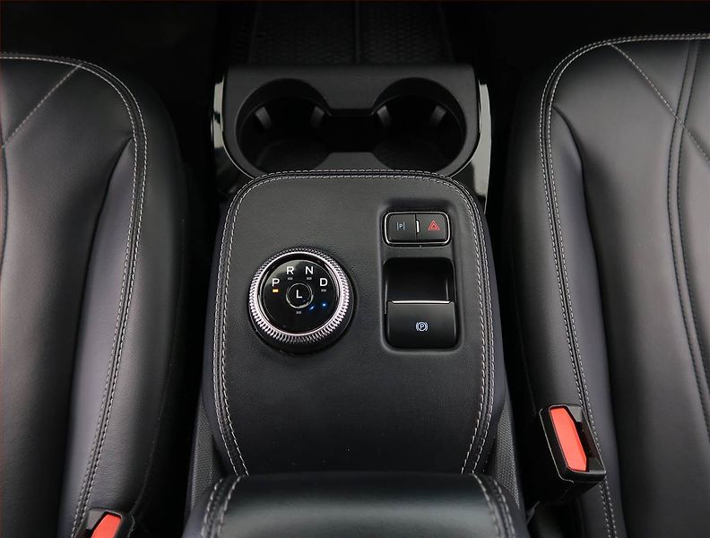 Ford Mustang Mach-E (2021) Standard Range RWD, SoH 94% - fotka 13 z 31