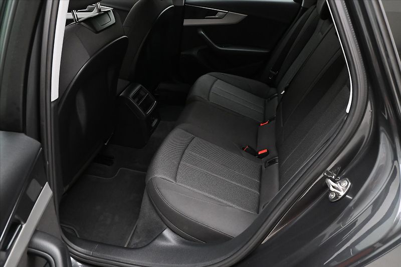 Audi A4 2,0 TDI 120kW DSG Avant Záruka - fotka 14 z 31