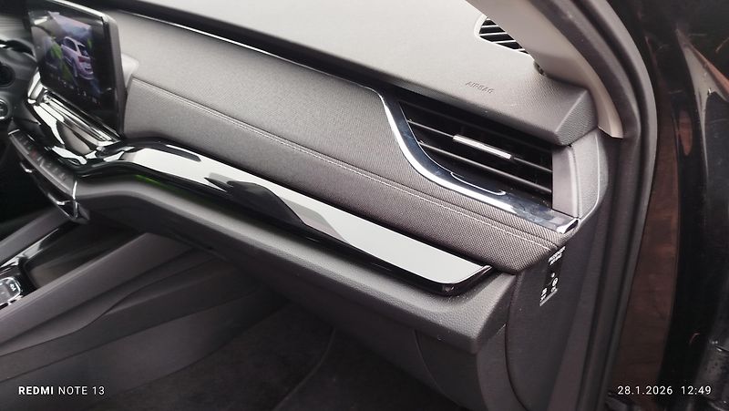 Škoda Octavia (2023) 2.0 TDi  4x4 - fotka 35 z 57