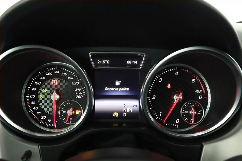 Mercedes-Benz GLE (2017) AMG line 350 d - fotka 8 z 19