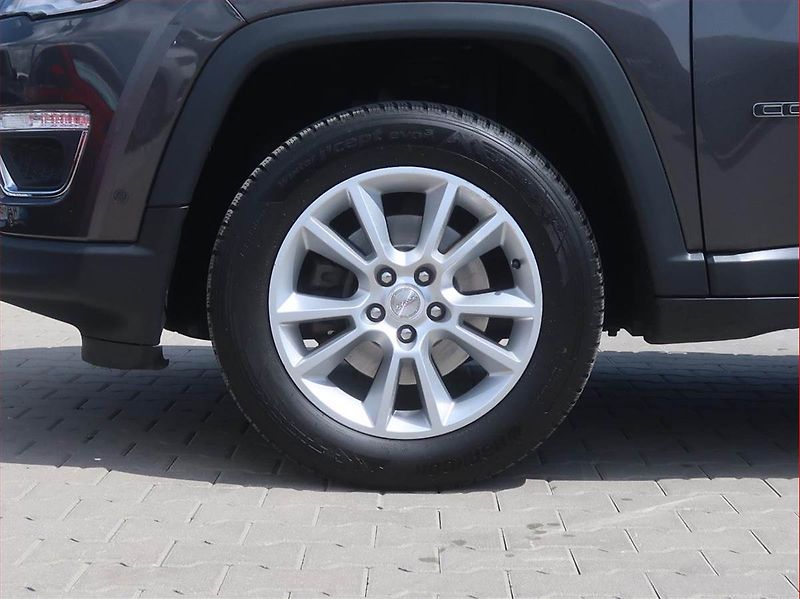 Jeep Compass (2019) 2.0 MultiJet, 4X4, Serv.kniha - fotka 13 z 16