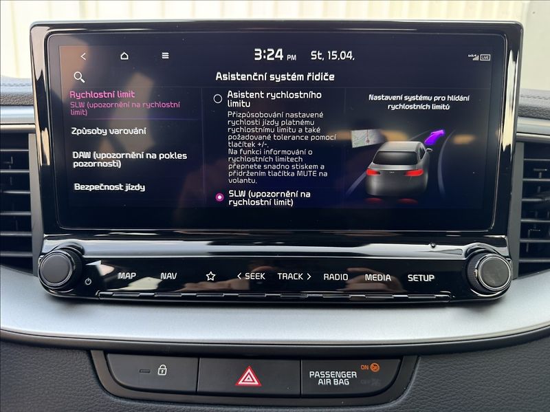 Kia Ceed 1,5 T-GDi Spin DPH 1.maj ČR - fotka 41 z 50