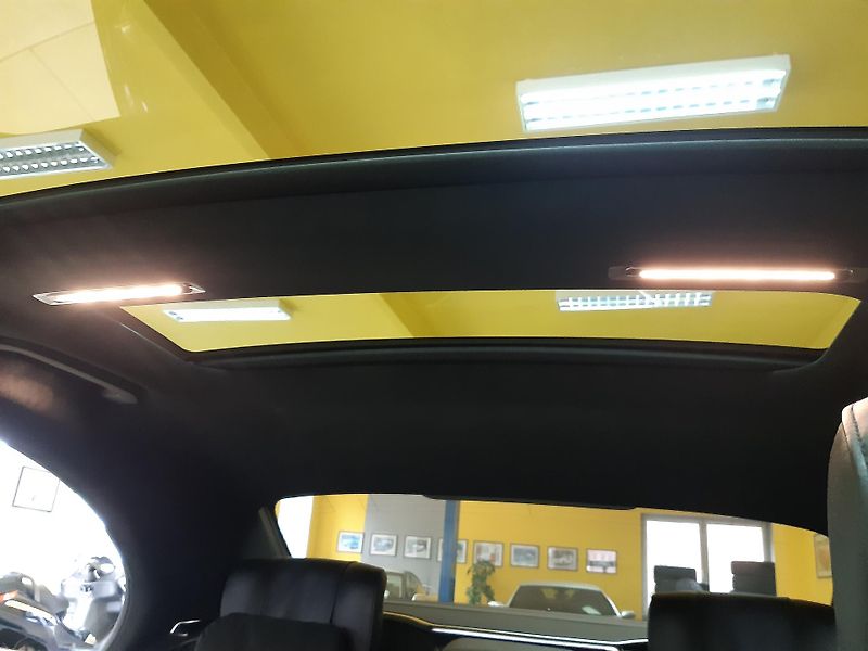 Mercedes-Benz Třídy S S500 4MATIC AMG PAKET MAX VÝBA - fotka 26 z 58