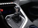 Peugeot 3008 1,2 PT 96kW CZ Allure 1Maj DPH - náhled 23