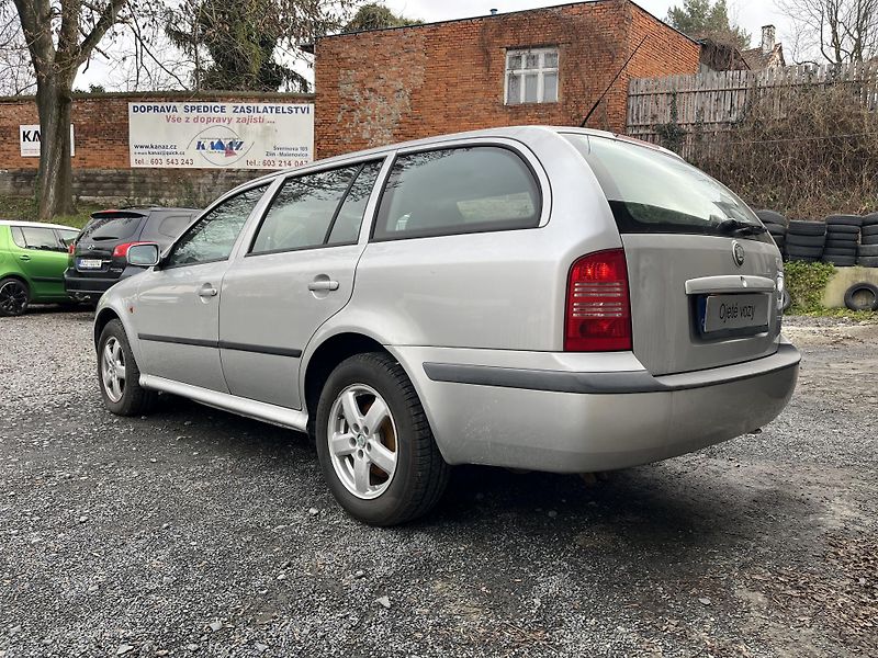 Škoda Octavia (2002) 1,6i 75 Kw Dig.Klima ASR - fotka 7 z 16