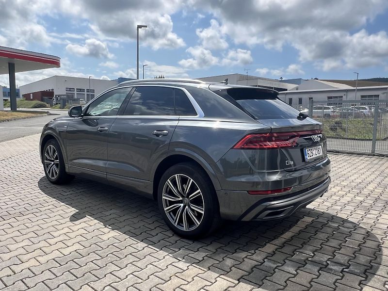Audi Q8 (2020) 3.0TDI, quattro, S line - fotka 3 z 37