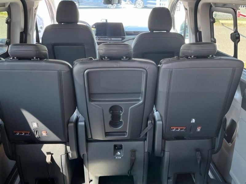 Ford Tourneo Custom 2.0D,125KW, CZ, DPH,1. MAJ - fotka 14 z 29