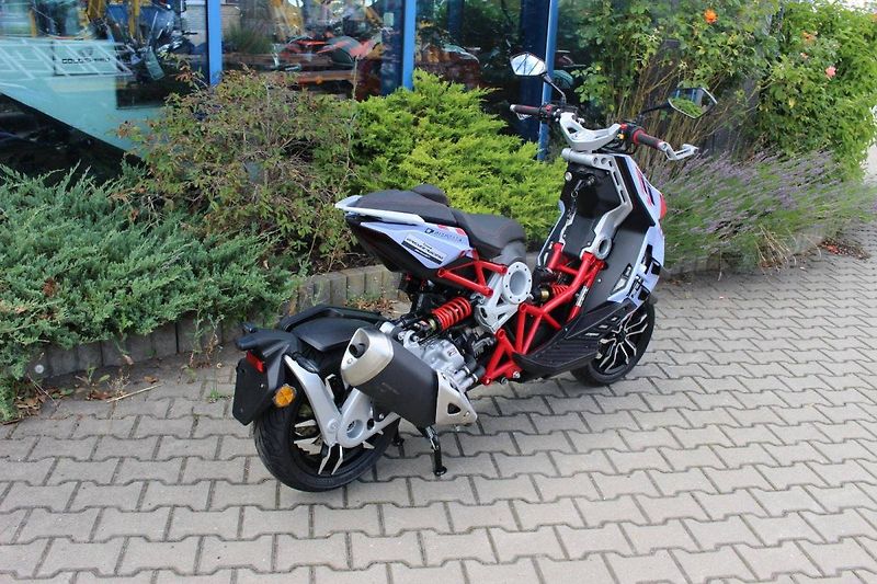 Italjet (2025) Dragster 300 NOVINKA 2025  Gre - fotka 5 z 11