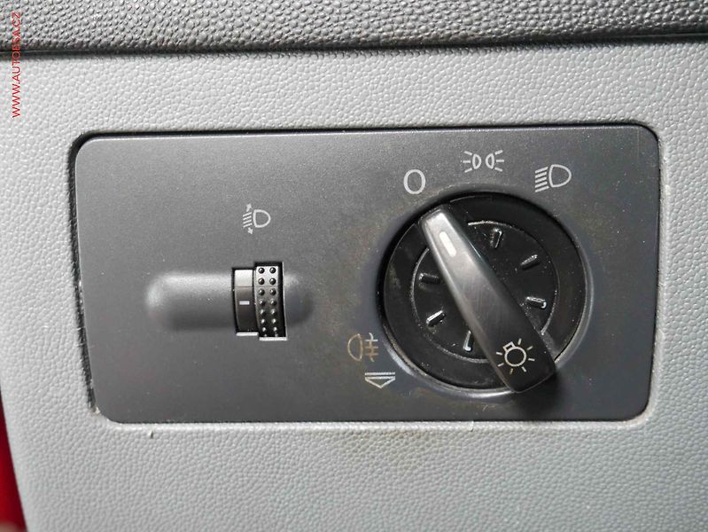 Škoda Fabia (2003) 1.4i, ČR - fotka 15 z 15