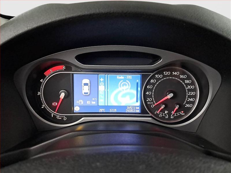 Ford Mondeo (2010) 2.2 TDCI, Navi, Tempomat - fotka 11 z 20