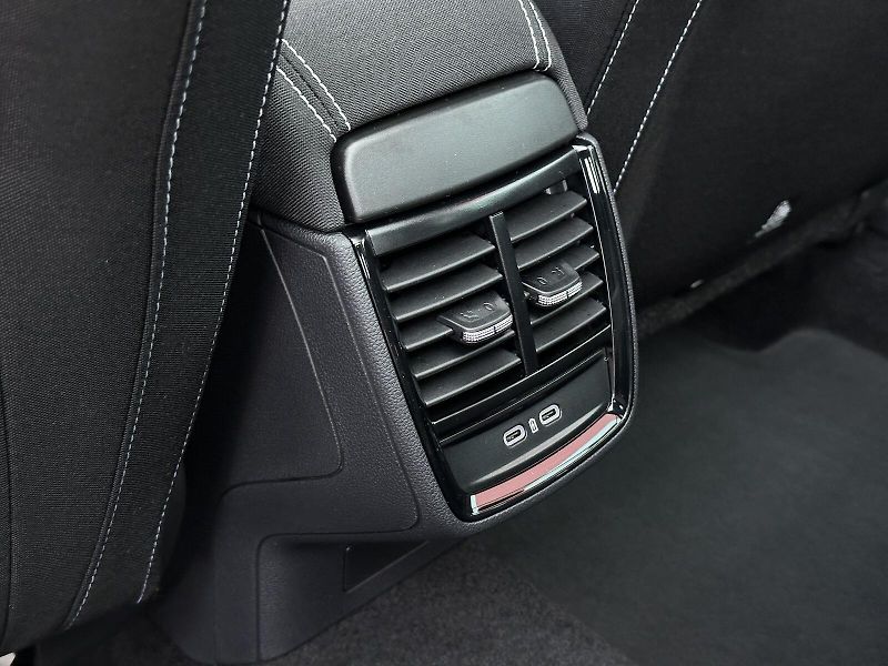 Škoda Kamiq 1.5TSi DSG Monte Carlo 150PS M - fotka 41 z 46