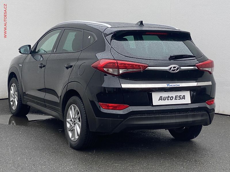 Hyundai Tucson (2015) 1.6 GDi, Navi, kamera, +kola - fotka 6 z 18