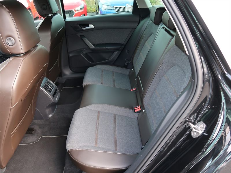 Seat Leon 1,5 TSi,110kW,Xcellence,Serv.k - fotka 20 z 26