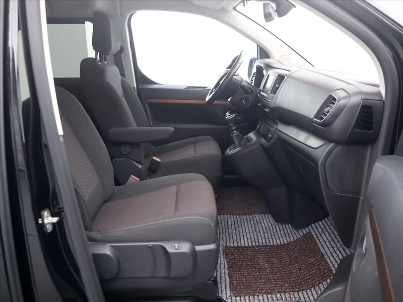 Toyota ProAce 2.0 D-4D L1 Family Man CZ - fotka 12 z 34