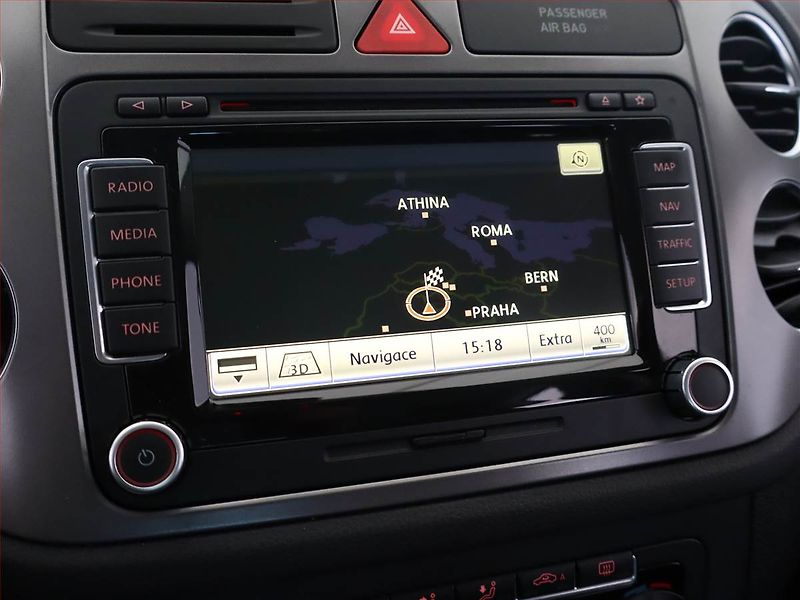 Volkswagen Tiguan (2010) 1.4 TSI, Navi, Tempomat - fotka 13 z 17