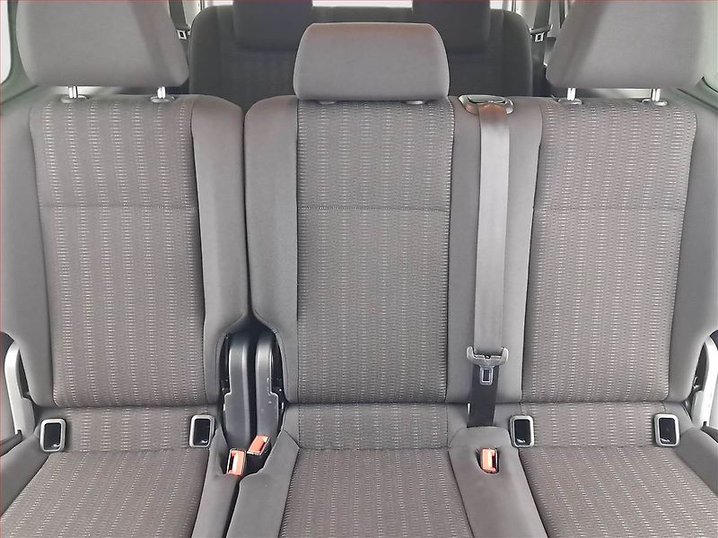 Volkswagen Caddy (2017) Maxi Comfortline 2.0 TDI - fotka 10 z 17