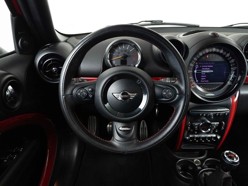 Mini Countryman COOPER JCW - fotka 13 z 22