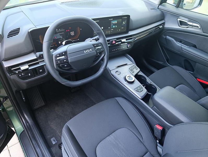 Kia Sportage (2026) NQ5 1,6 T-GDi 4x2 7DCT EXCL. - fotka 4 z 6