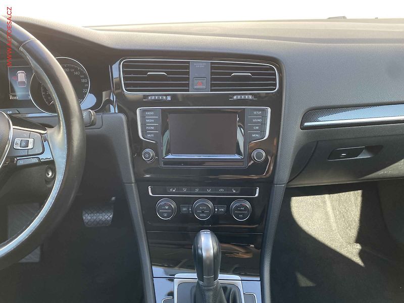 Volkswagen Golf (2015) 1.4TSi, ČR, servis.kniha, AT - fotka 12 z 19