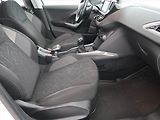 Peugeot 2008 (2017) Active 1.6 BlueHDi, Serv.kniha - náhled 9