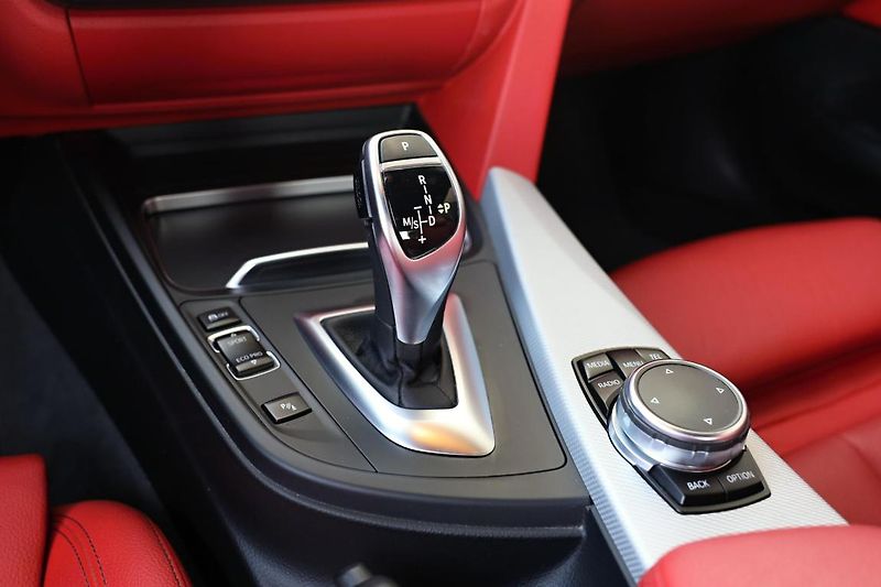 Mini Cooper BMW 430i xDrive Cabrio - fotka 15 z 21