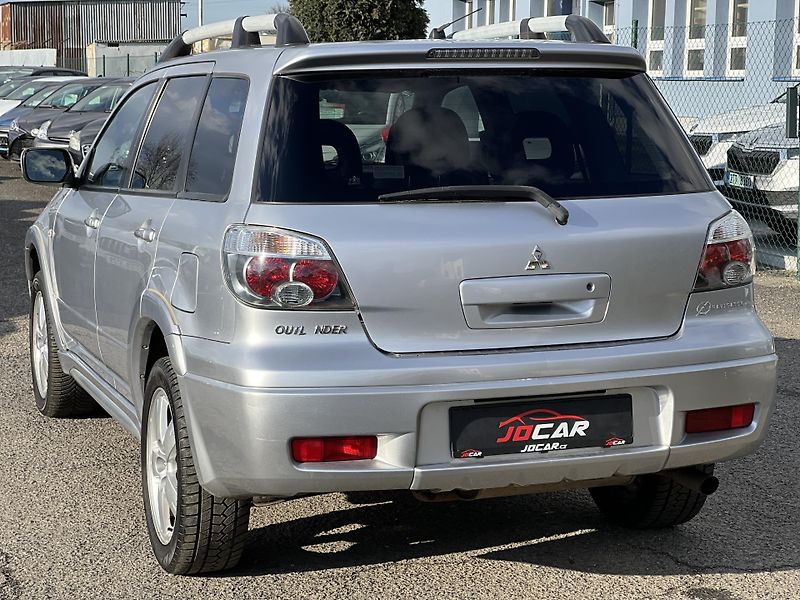 Mitsubishi Outlander Navigator 2.0i 4x4 KLIMA ALU - fotka 5 z 32