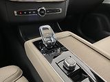 Volvo XC90 B5 AWD DARK ULTRA  REZERVACE - náhled 26