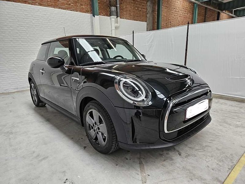 Mini Cooper S (2022) - fotka 2 z 13