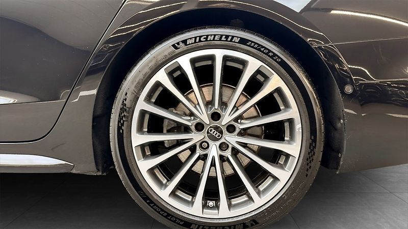 Audi A6 TDI q S-Line Tech+ NezT 360 Ma - fotka 6 z 23