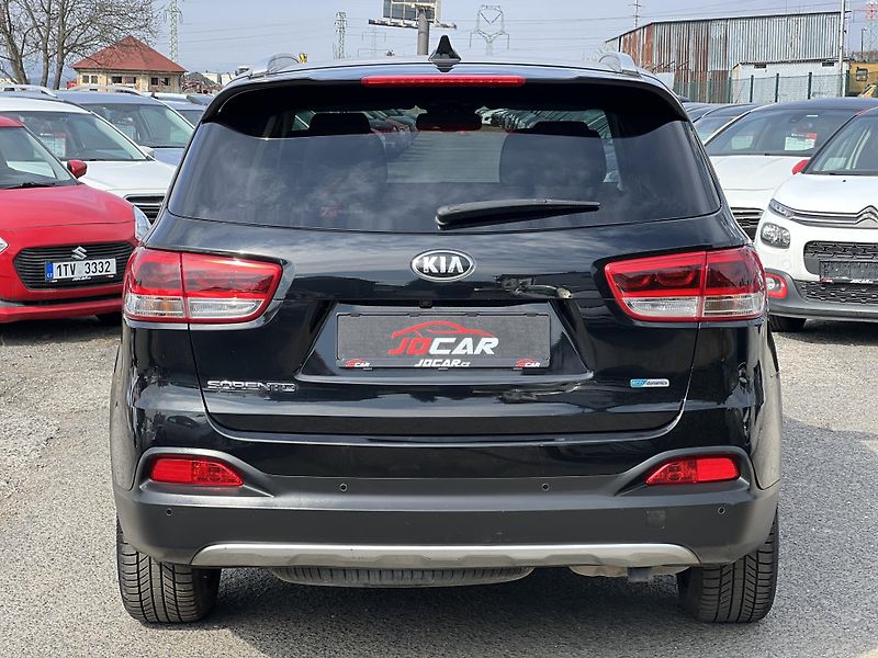Kia Sorento 2.2CRDi REBEL 4x4 KŮŽE 7MÍST - fotka 6 z 52