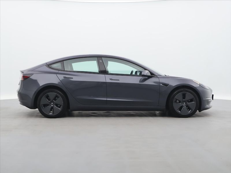 Tesla Model 3 Long Range 75kWh AWD sOH 93,2% - fotka 8 z 32