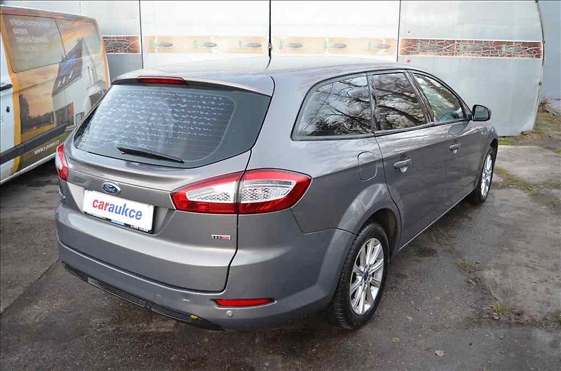 Ford Mondeo (2010) 2,0 TDCI - fotka 4 z 22