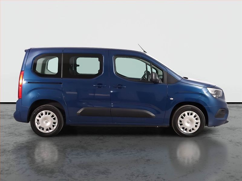 Opel Combo (2021) Edition 1.2 Turbo, 5Míst - fotka 6 z 24