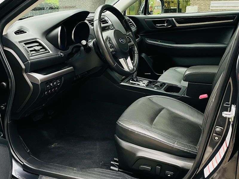 Subaru Outback 2.5i 4x4 AUT SERVISKA 1MAJITEL - fotka 28 z 49