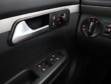 Volkswagen Touran (2008) 2.0 TDI, 7 míst, Serv.kniha - náhled 11