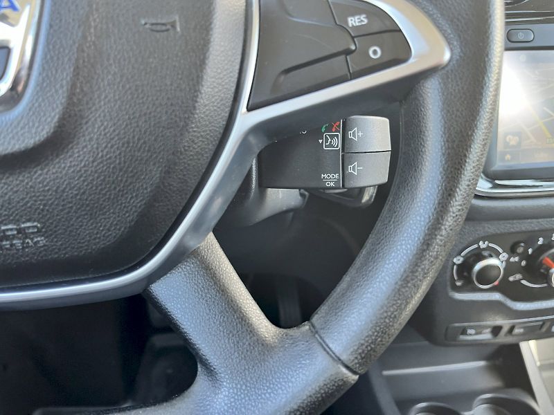 Dacia Lodgy (2017) 1,6SCe 75 kW Arctica 7 míst LP - fotka 14 z 24
